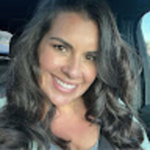 Meet your Posher, Cassandra